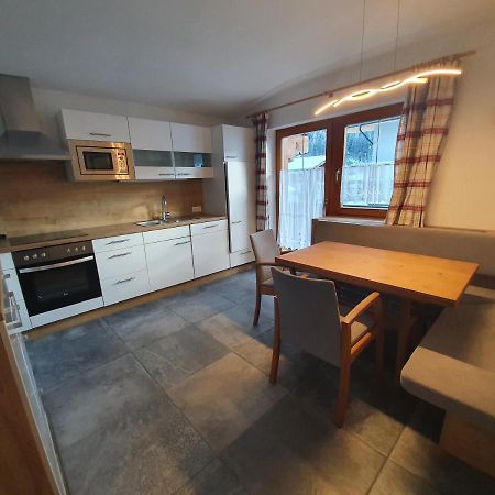 Haus Stefan Apartamento Neustift im Stubaital Exterior foto